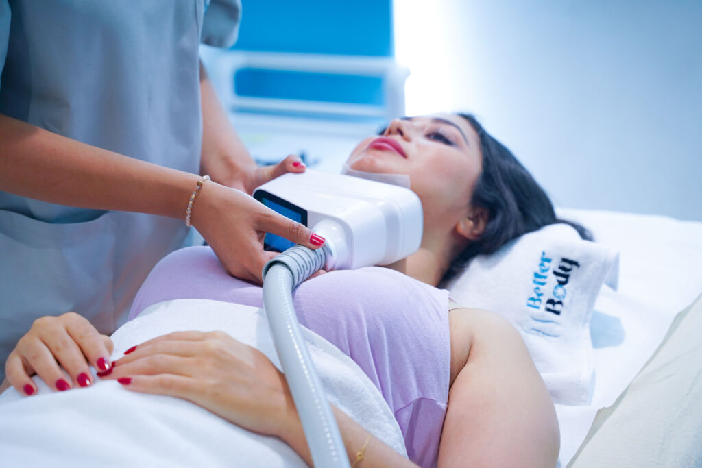 Cryolipolyse par Aspiration : Ses Applications et Adaptations
